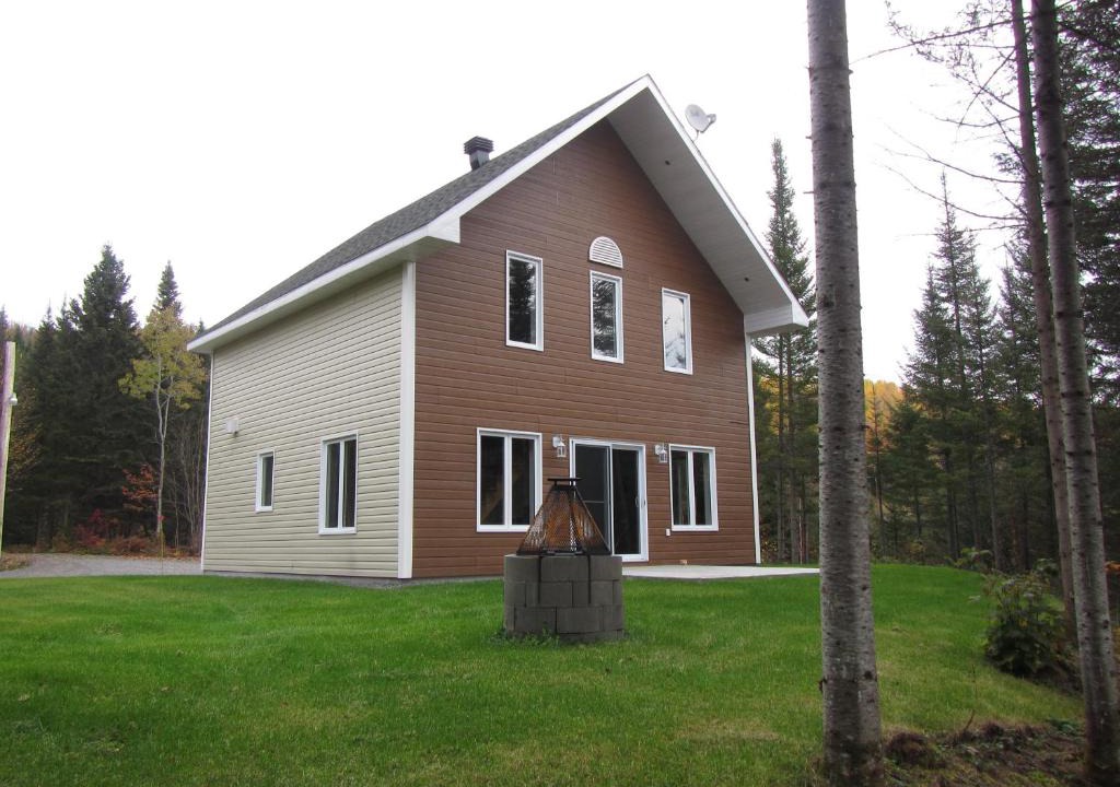 Sainte Rose du Nord Ski Chalet | domaine de la vallee