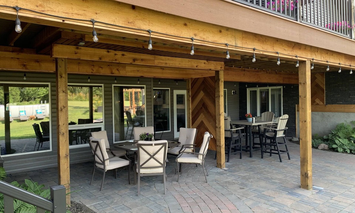 Sherwood Park House | Dragonfly Inn, Walkout Suite.