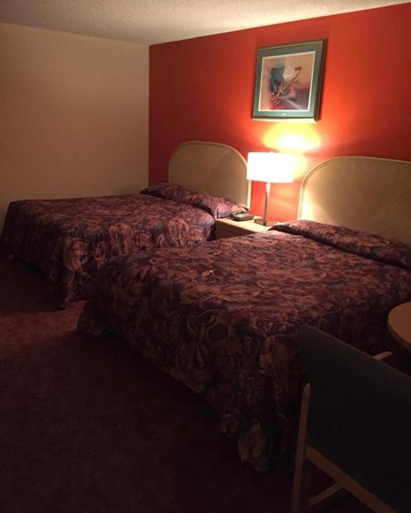 Brandon Hotel | Empire Inn