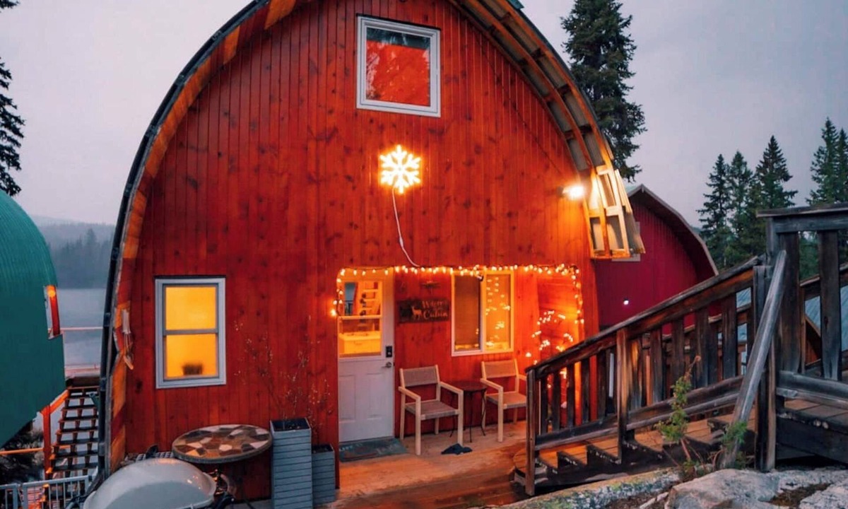 Idabel Lake Cabin | Everly's Hideout near Kelowna & Big White, Sleeps 4, Fire Table, Lakefront Deck