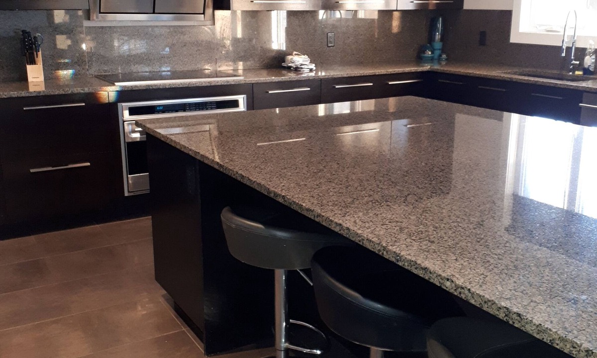 Southwest Edmonton House | Executive Home | 5 Bedrooms | Park View