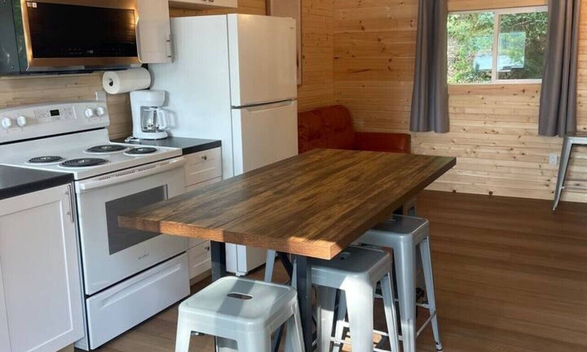 Nairn Centre Cabin | Fairbank Beachside Cottages