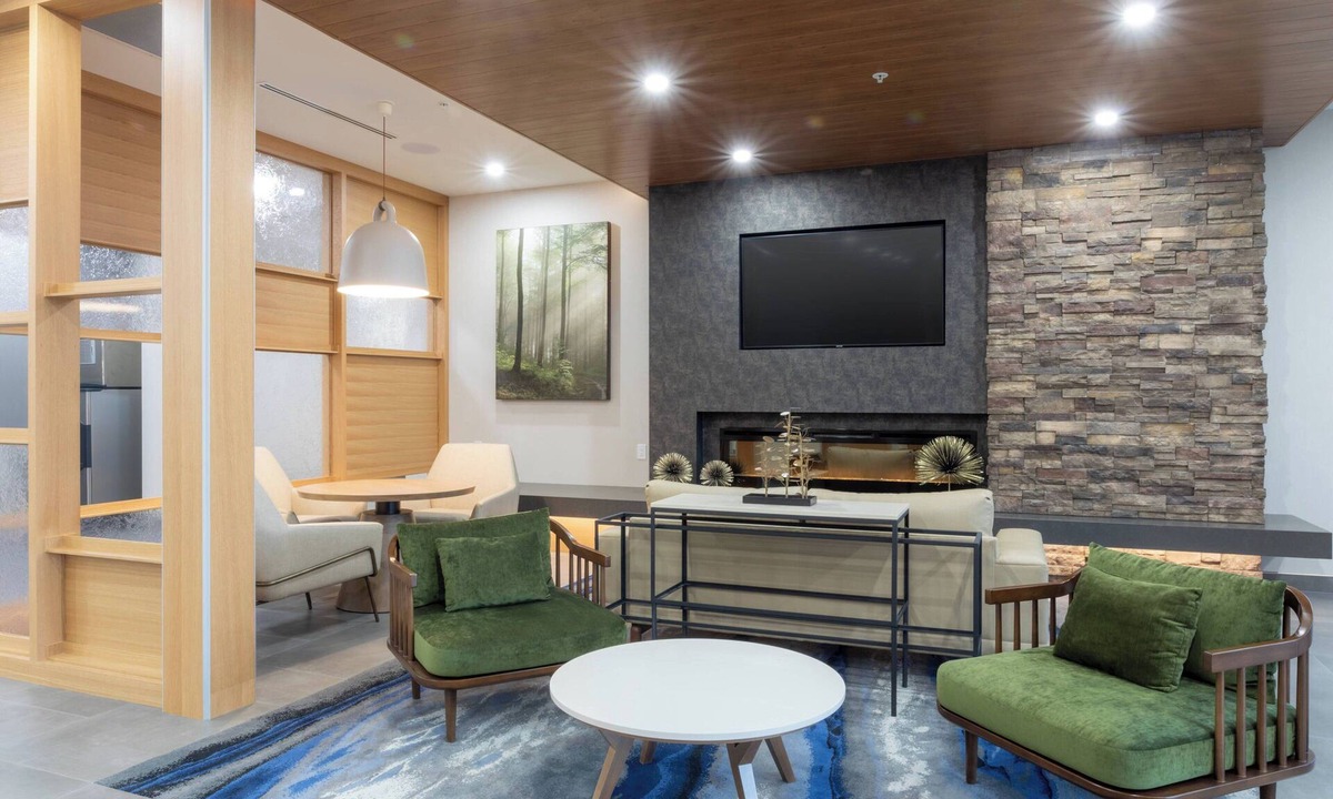 Salmon Arm Hotel | Fairfield Inn & Suites by Marriott Salmon Arm