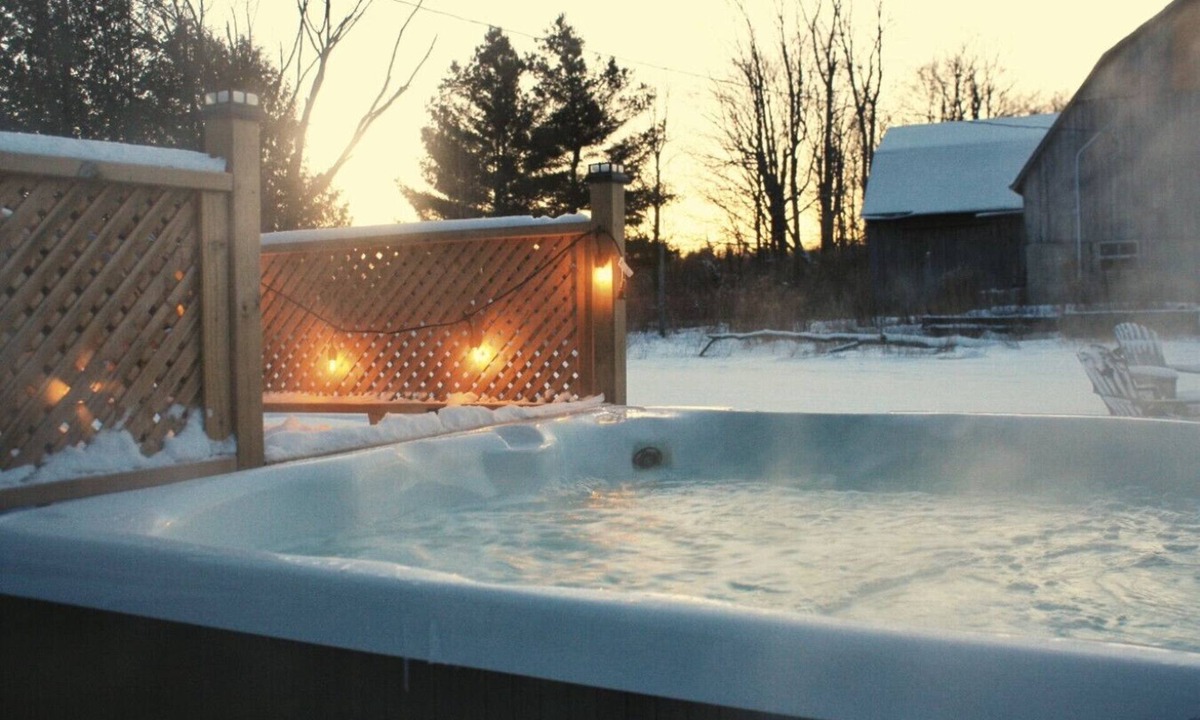 Colborne Other | Fall Farmhouse Retreat -Hottub/BBQ/Stargaze