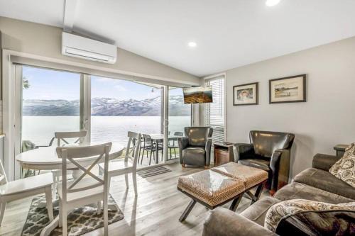 Central Okanagan House | Family-friendly Cottage with amazing views