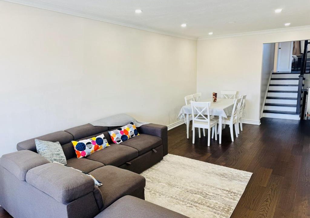 Humber Summit Apartment | Family & Friendly Spacious Place Available