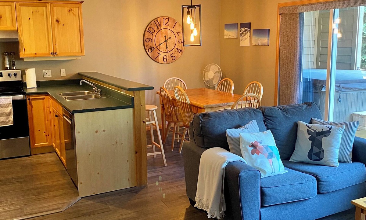 Fernie Condo | Fernie Ski-In Condo, 2 bed, 2 bath, with private hot tub and BBQ.