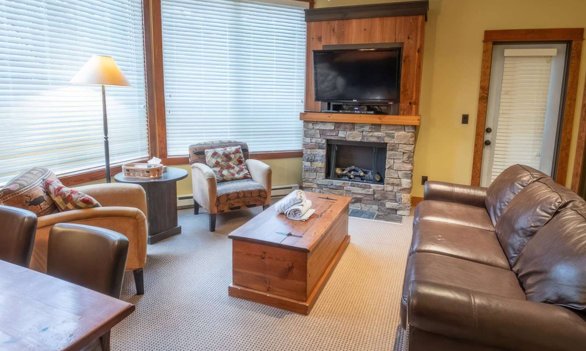 Fernie Condo | Fernie - Timberline Lodges Juniper #612