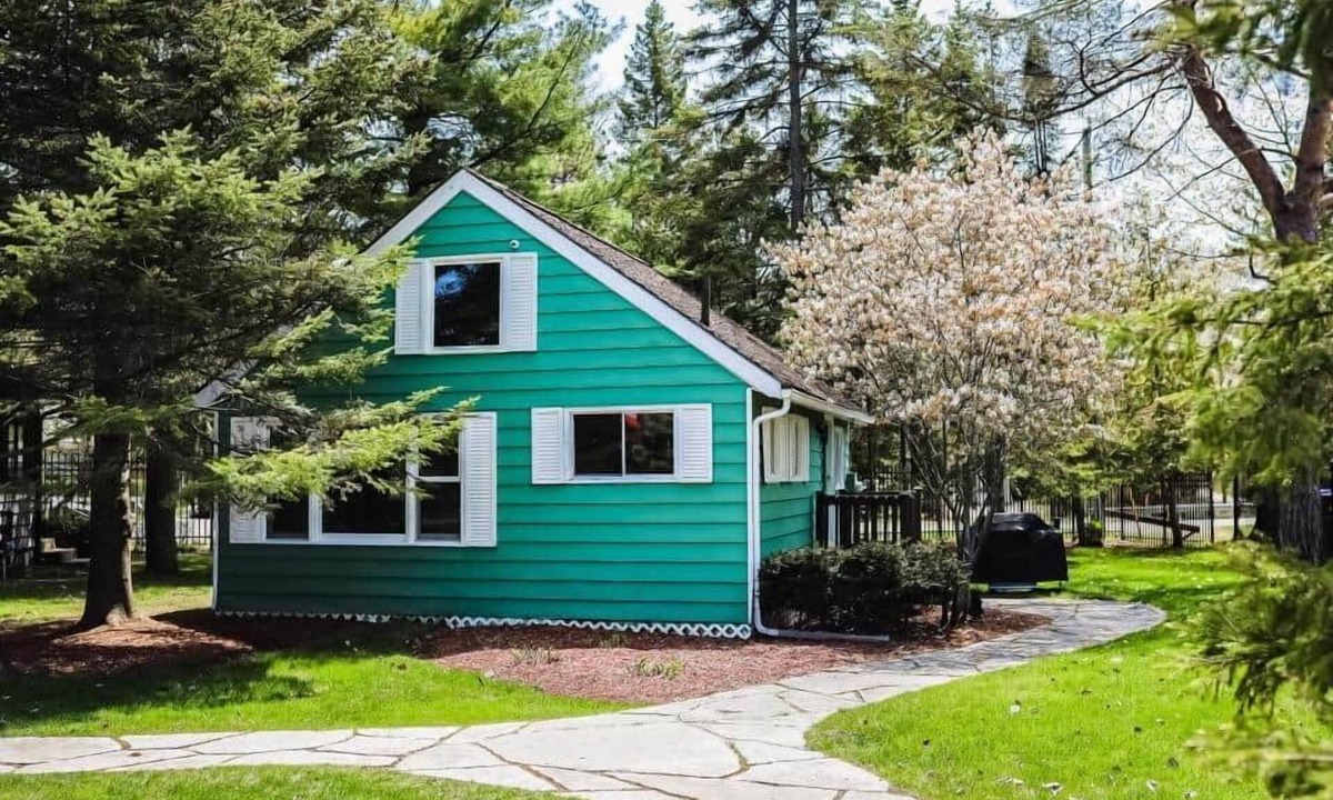 Wasaga Beach House | Fiddlers Green at Evergreen Resort Wasaga Beach