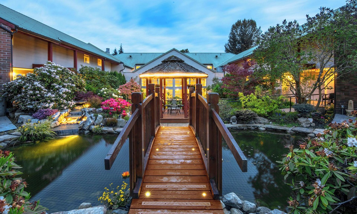 Gibsons Hotel | Gibsons Garden Hotel