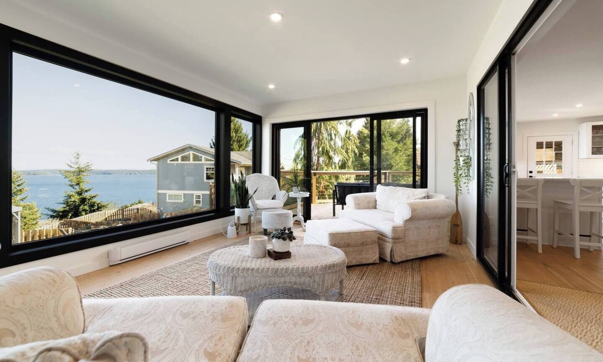 Chemainus House | Gorgeous Home with Hot Tub & Ocean Views