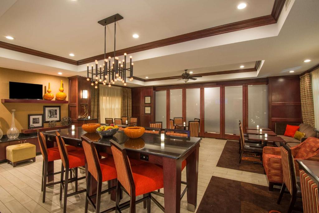 Kingston Hotel | Hampton Inn Kingston