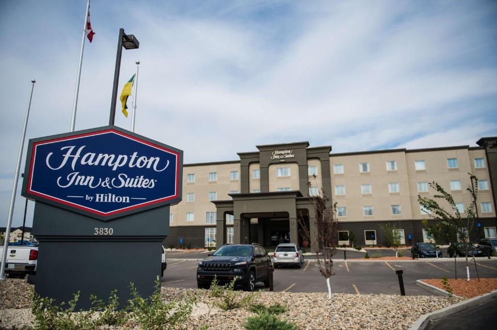 Regina Hotel | Hampton Inn & Suites East Gate Regina