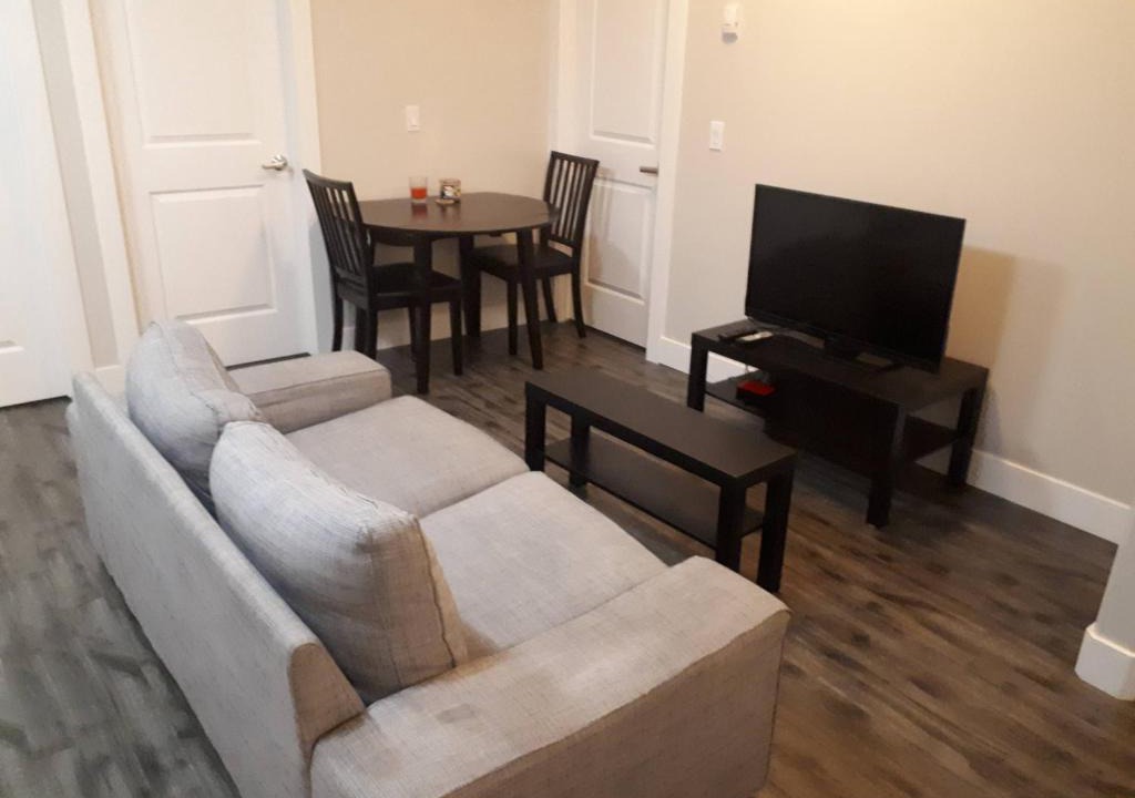 Timberlea Apartment | Heritage 2 Bedroom Deluxe Apartment