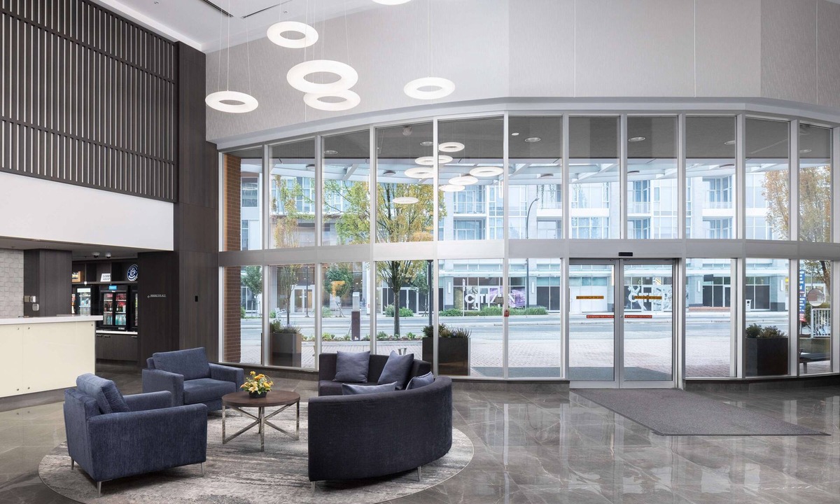 Metrotown Hotel | Hilton Vancouver Metrotown