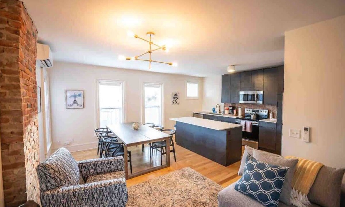 Corn Hill House | Historic Cornhill cutie patootie