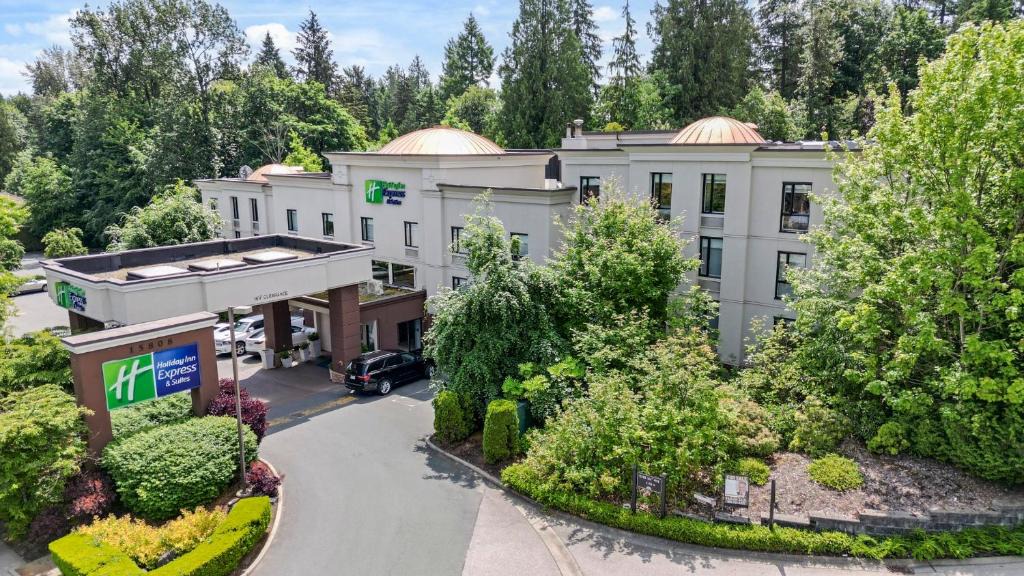 Guildford Hotel | Holiday Inn Express and Suites Surrey by IHG