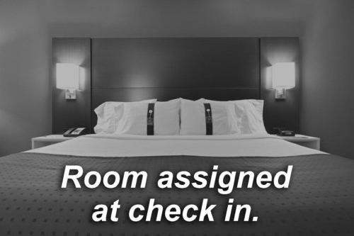Sydney Hotel | Holiday Inn Sydney - Waterfront by IHG