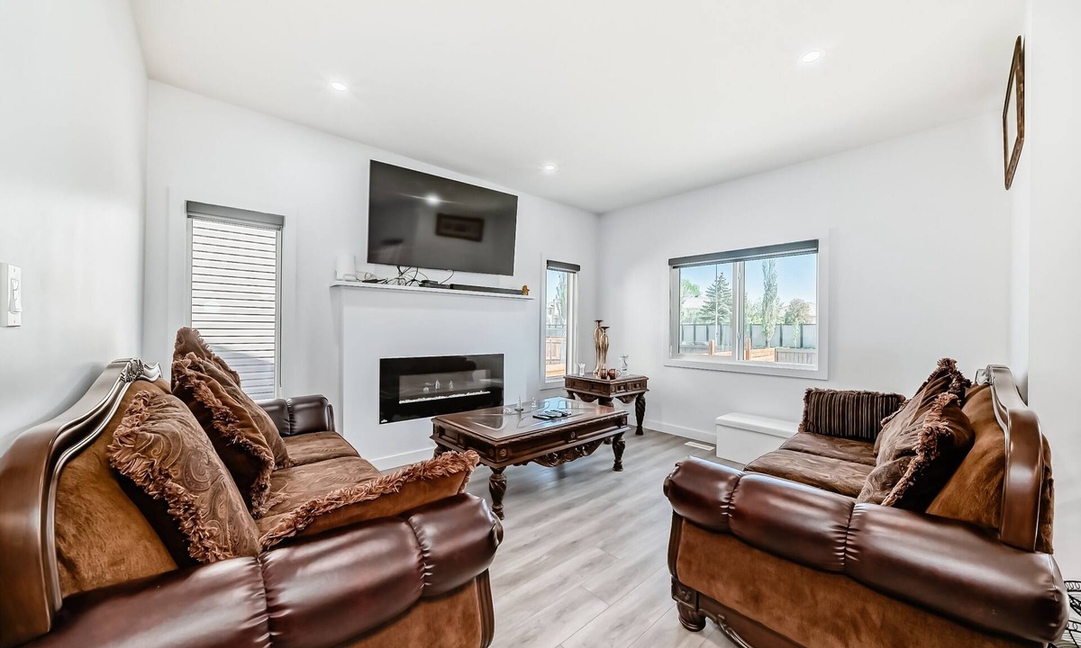 Leduc House | Home in Leduc