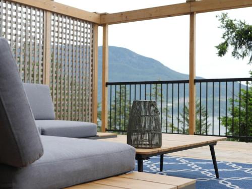 Bowen Island Apartment | Howe Sound View