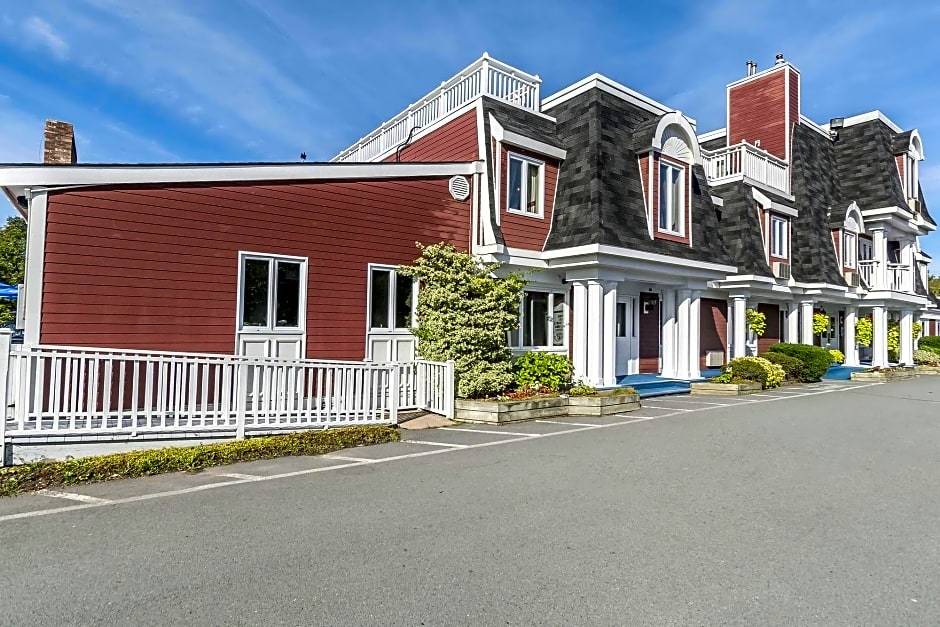 Fall River Hotel | Inn on the Lake, Ascend Hotel Collection
