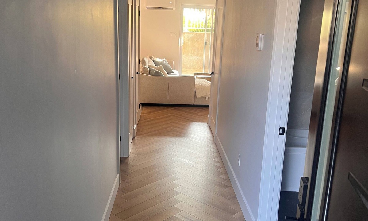 Laval Apartment | Junior Suite Laval Freshly renovated apartment with High-end appliances