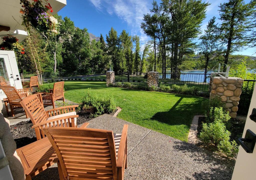 Waterton Park Hotel | Kilmorey Lodge