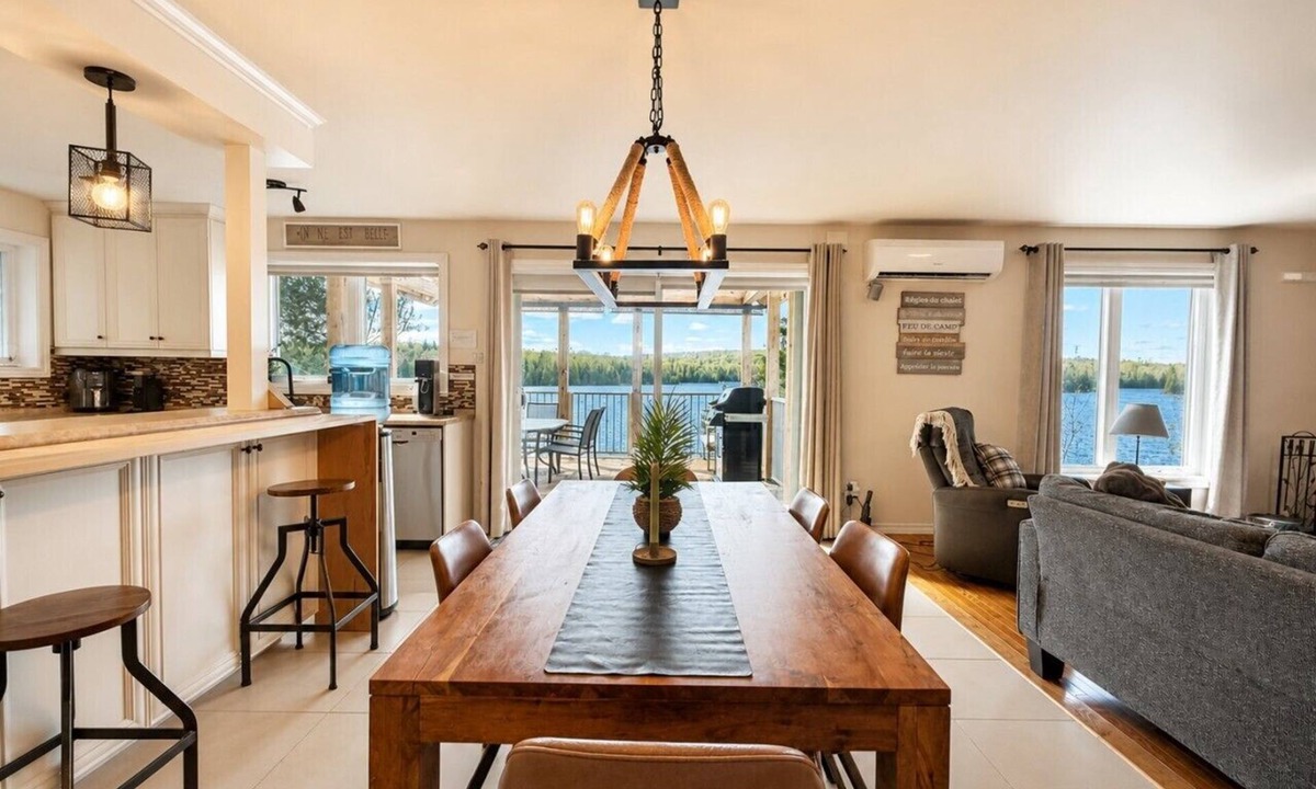 Nominingue House | La Baie la Vida,Bord de L`eau,Spa et foyer