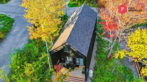Pont-Rouge House | La Fleur Urbaine - Chalet 6 pers Spa Sauna Piscine - Resort près de Québec