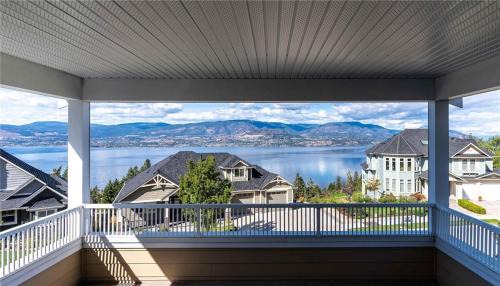 Southwest Mission House | Lakeview Peaceful 2BR Stay in Beautiful Kelowna