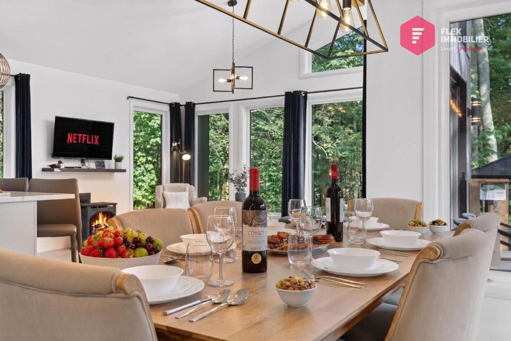 Pont-Rouge House | Le Wapiti de Portneuf - Chalet avec spa privé en forêt à Pont-Rouge - Resort près de Québec