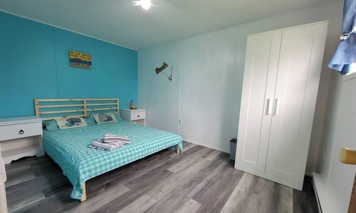 Beaubassin East Cottage | Little Cape 2 bedroom cottage (Petit-cap) year round availability, 5min beach