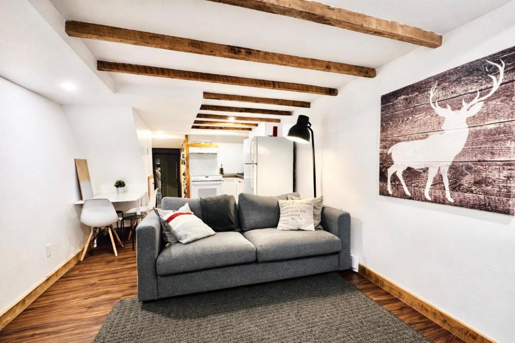 Boischatel Apartment | Loft The Montcalm -2 min Falls - Free Parking