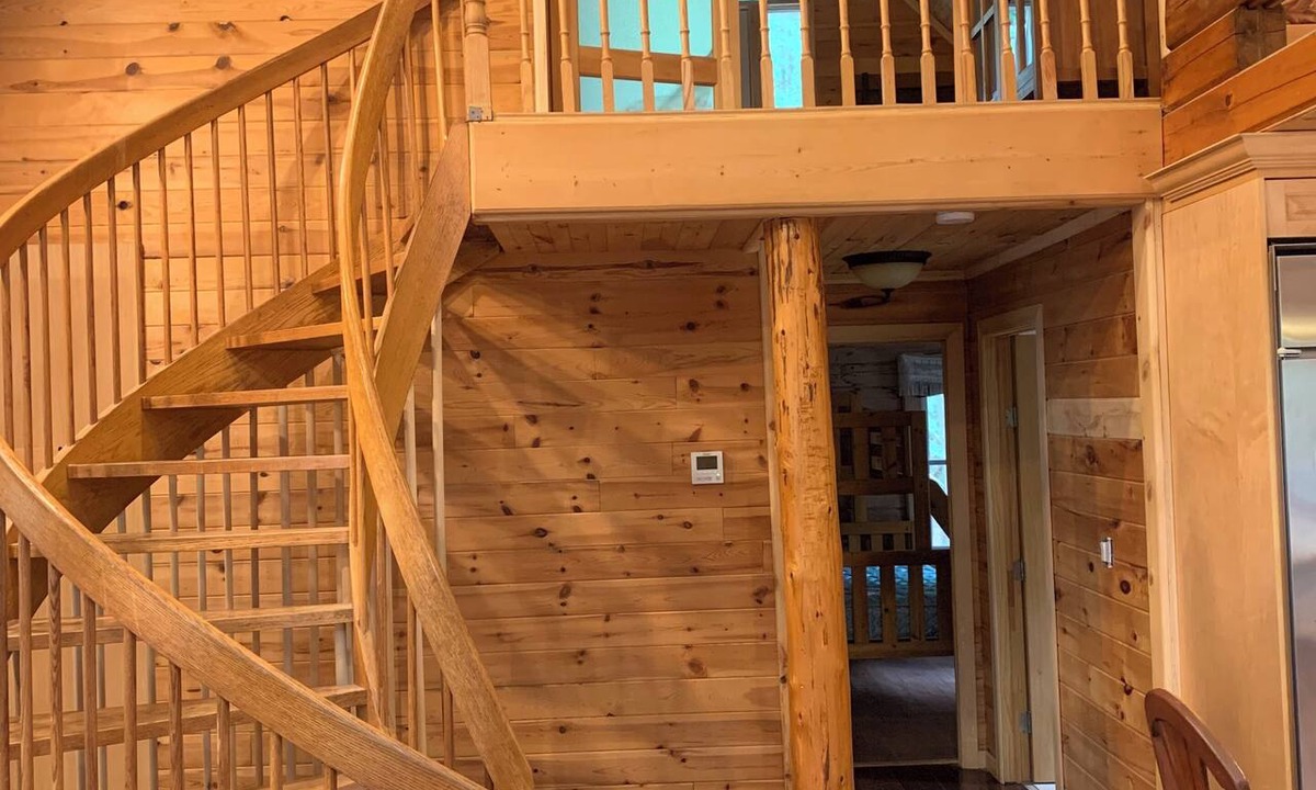 North Algona Wilberforce House | Log House On The Bonnechere River