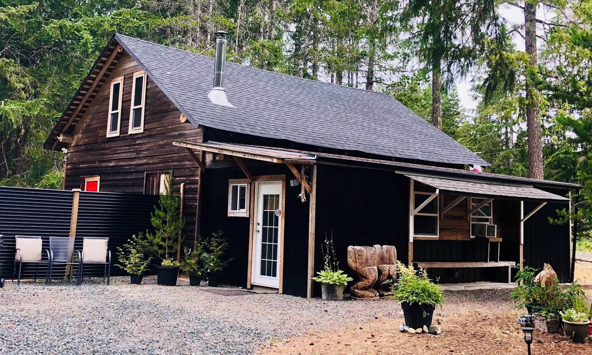 Regional District of Nanaimo House | Lovely private eco friendly farm stay