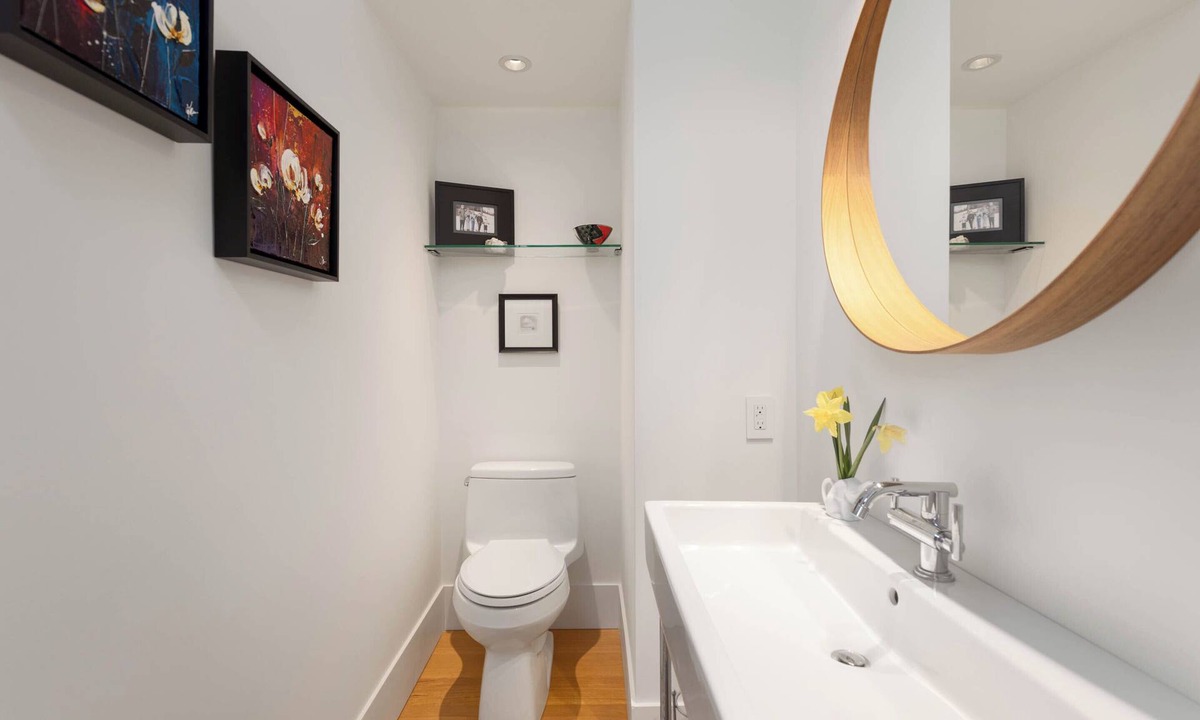 Whistler Village Ski Chalet | Luxury 4-bedroom ski-in/out chalet in Whistler