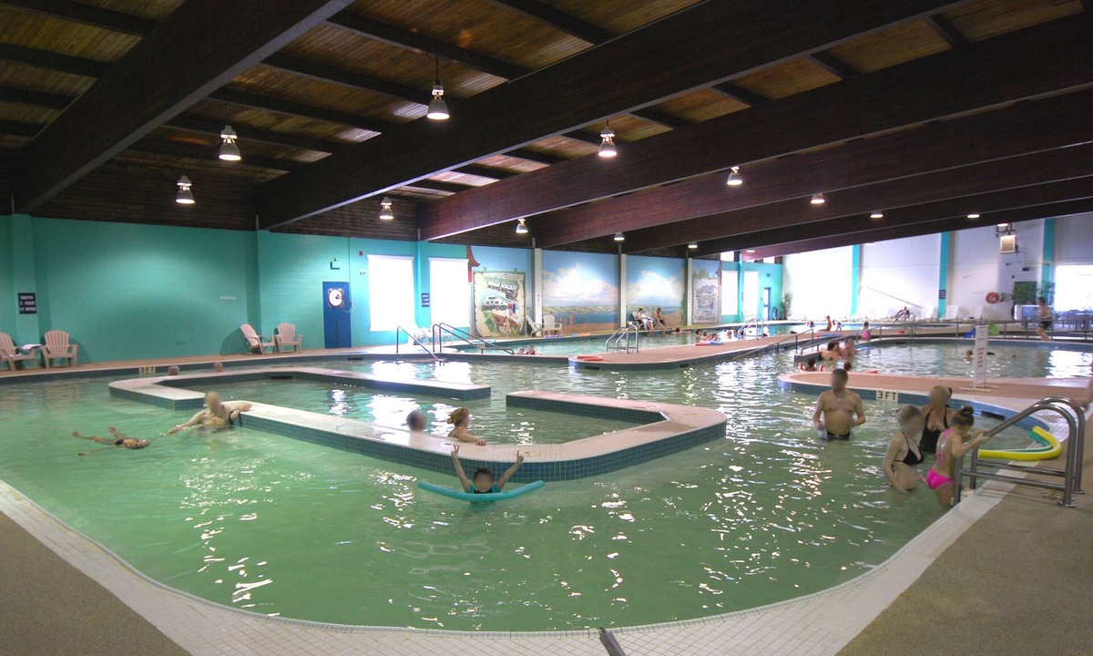 Manitou Beach Hotel | Manitou Springs Resort