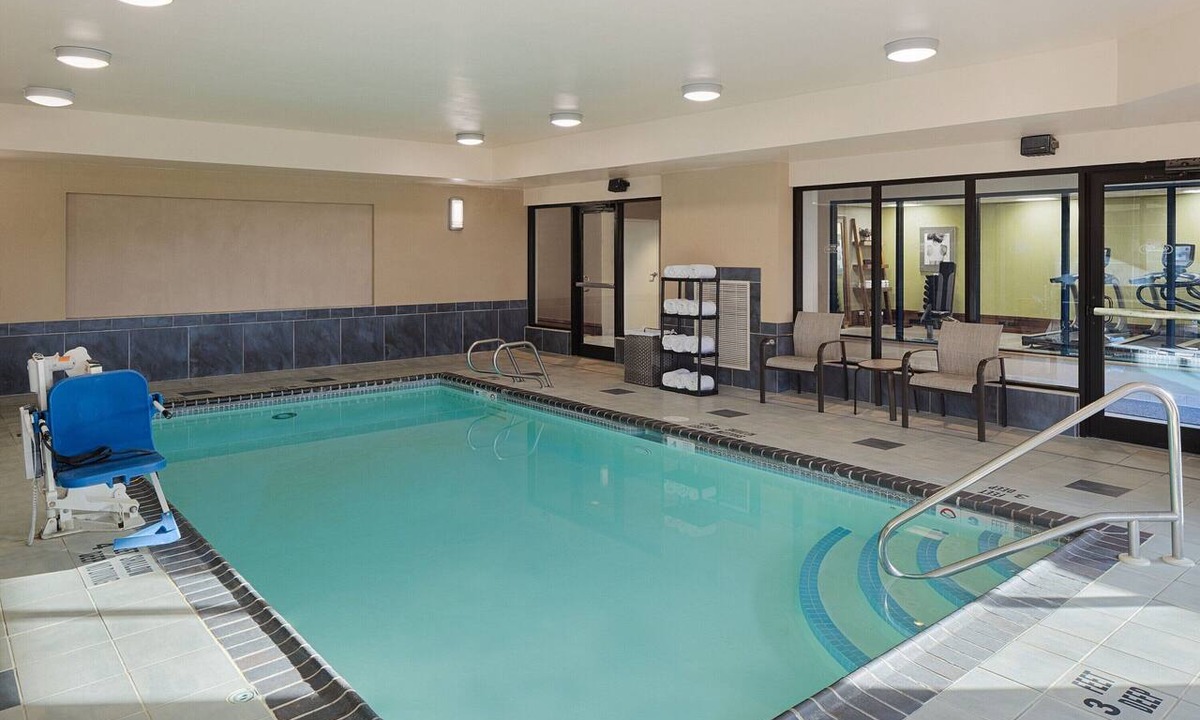 Ithaca Hotel | Marriott Ithaca | 2 Queen | Ithaca Commons, Finger Lakes, Indoor Pool