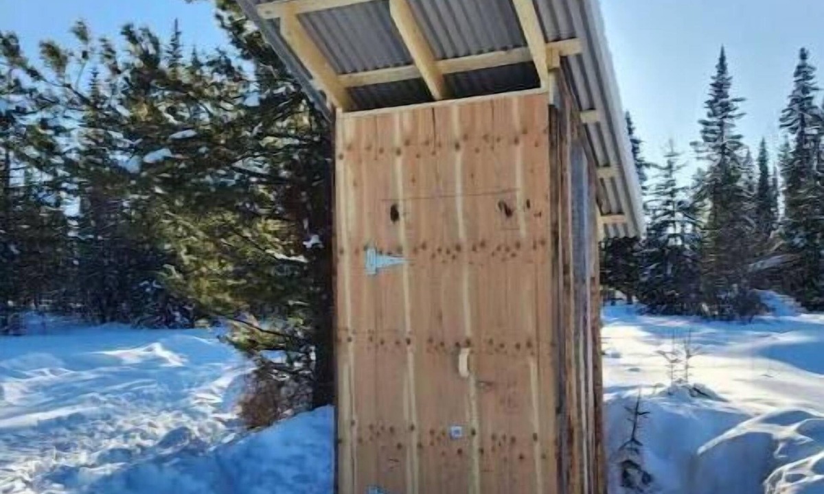 Mount Lorne Apartment | Marshian Yurt