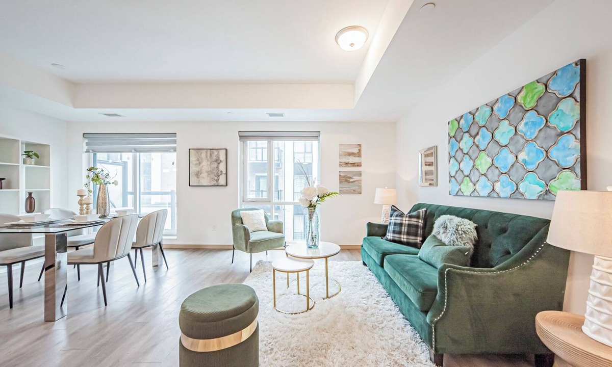 L'Amoreaux House | Modern 2Beds TownHome Toronto - 5MINs to Seneca College & Fairview Mall