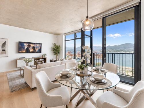Gastown Apartment | Modern 2BR in Vancouver's Most Iconic Building Walk to Skytrain and Seawall