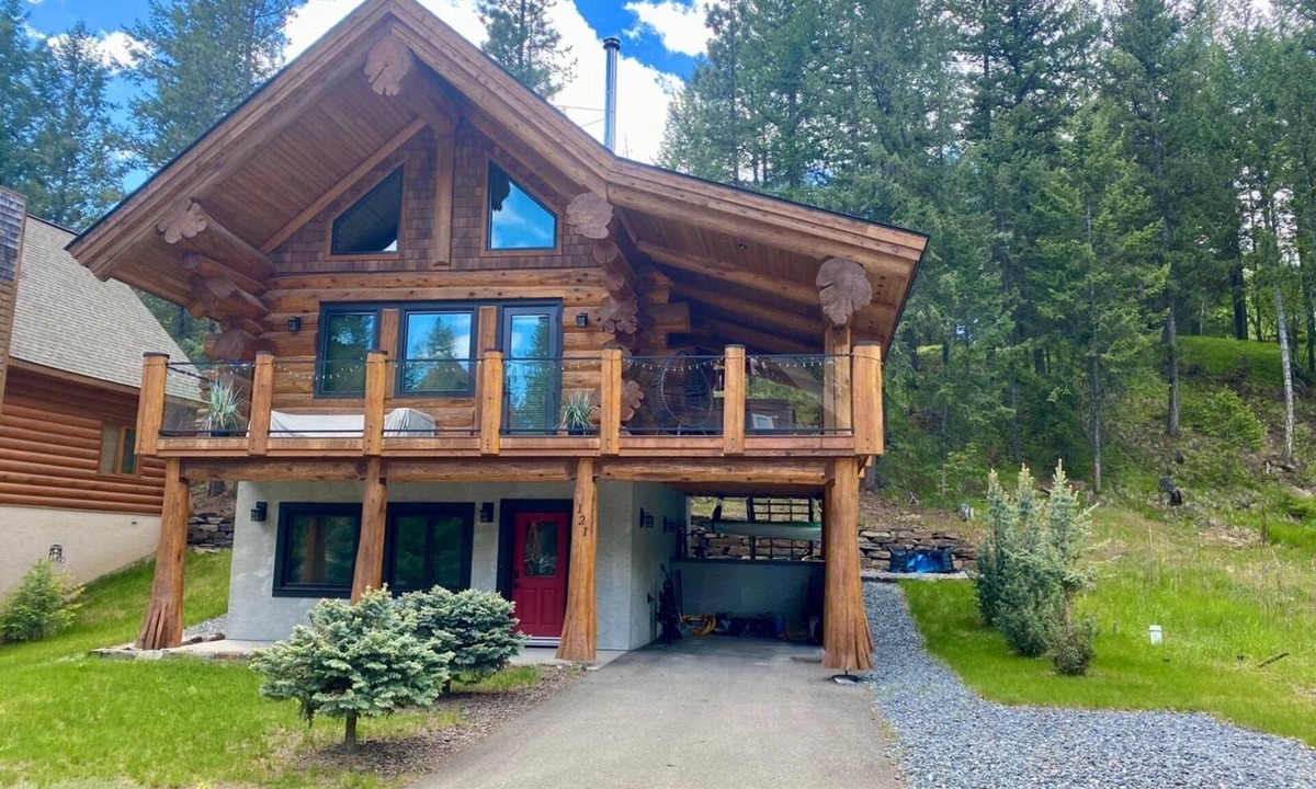 East Kootenay Cabin | Modern Cabin Retreat near Kimberley!