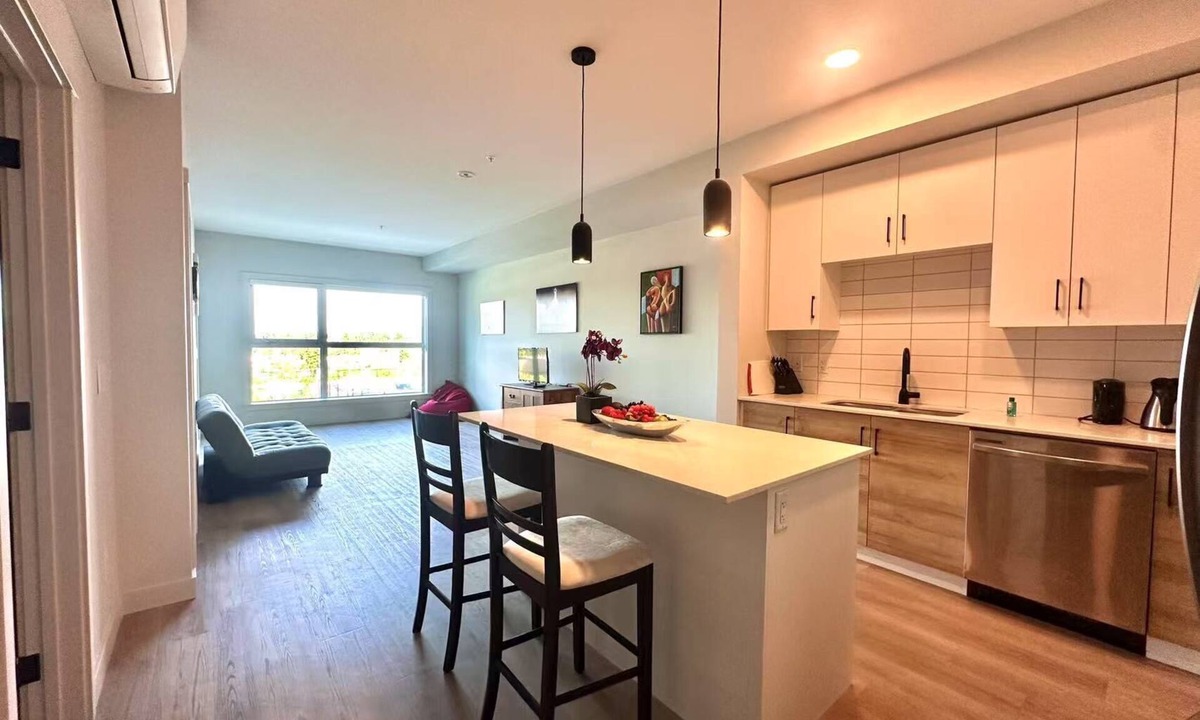 Langford Condo | Modern comfort in the Heart of Langford