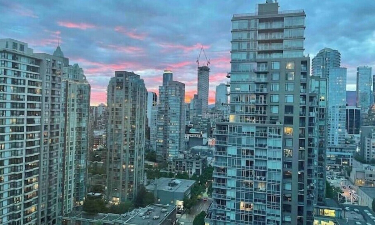 Yaletown Apartment | Modern Yaletown Condo / Views!/ 30 Day+ stays