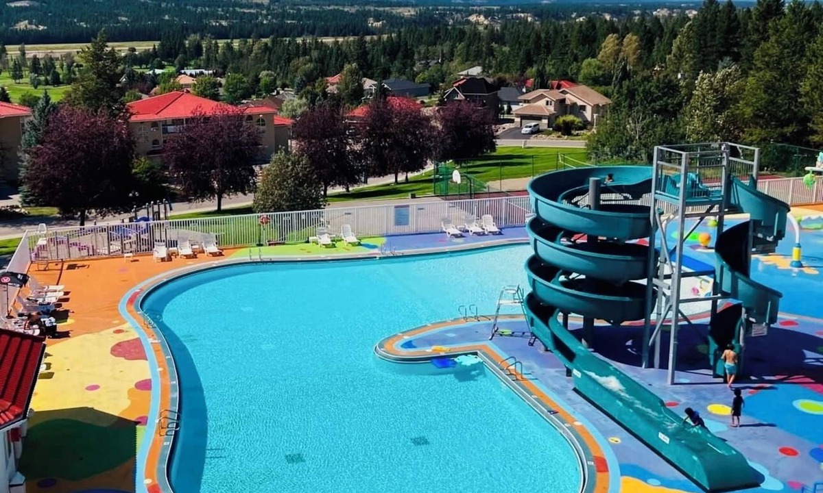 East Kootenay Hotel | Mountain View Resort and Suites at Fairmont Hot Springs