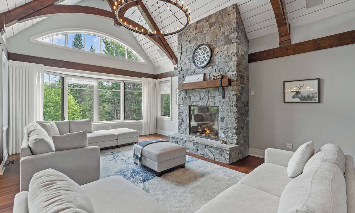 Dwight Cottage | Muskoka Cottage Retreat, 6 Bedrooms Luxury Cottage