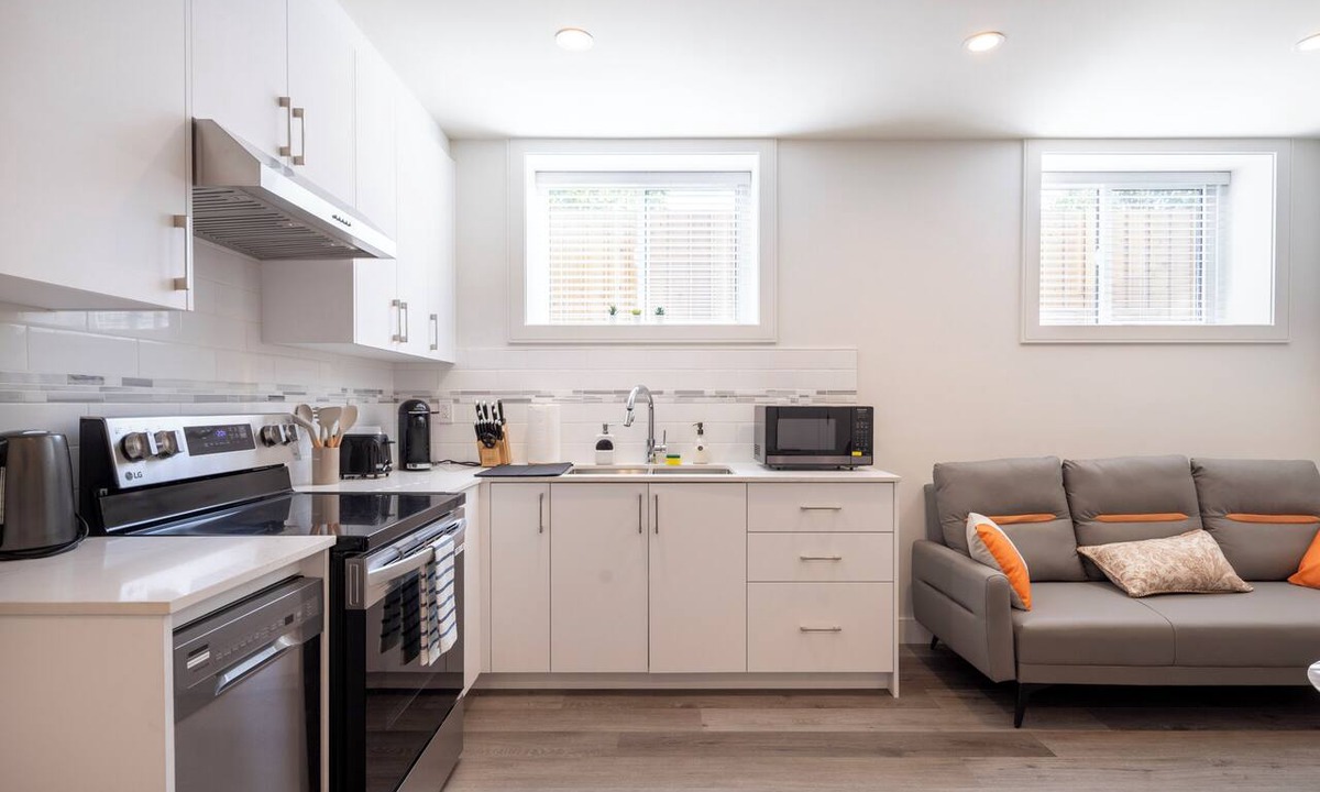 Killarney Condo | New Bright 2BR Suite Kitchen Central Vancouver