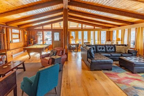 New Denver Hotel | New Denver Lodge