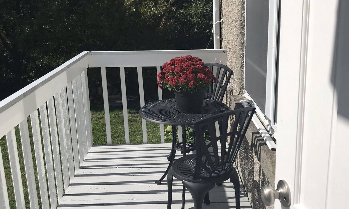 Sudbury House | New Listing - Pagnutti Place is a Quiet, Clean and Cozy Home away from Home💕