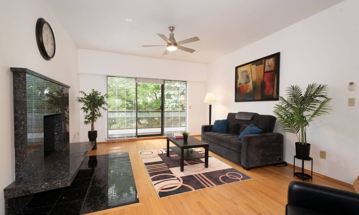 Renfrew-Collingwood House | Newly Renovated Spacious Family Home